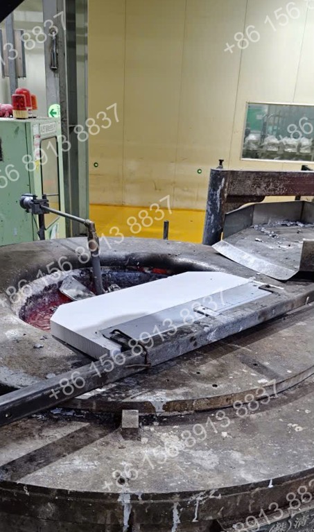 Kalziumsilikatplatte für Aluminium-Schmelzöfen | Hochtemperatur-Dämmung bis 1100°C