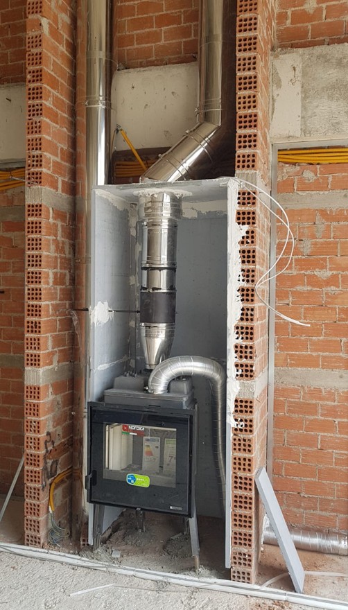 Indoor wall furnace and fireplace fire protection insulation with calcium silicate board